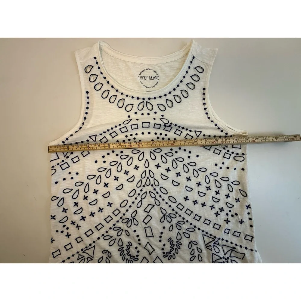 Lucky Brand Embroidered Tank Top XL White Blue Boho Coastal Summer - Picture 6 of 9
